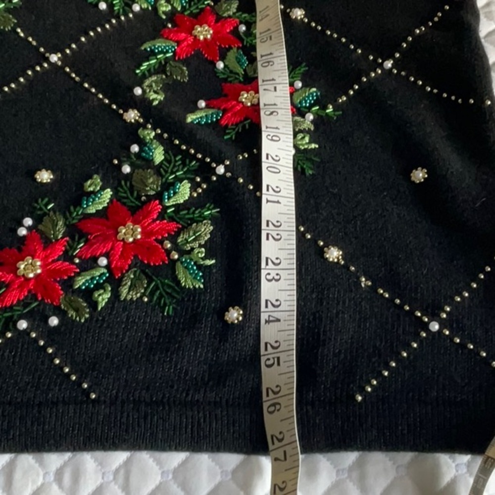 Elegant Black Floral Holiday Sweater - Picture 8 of 9
